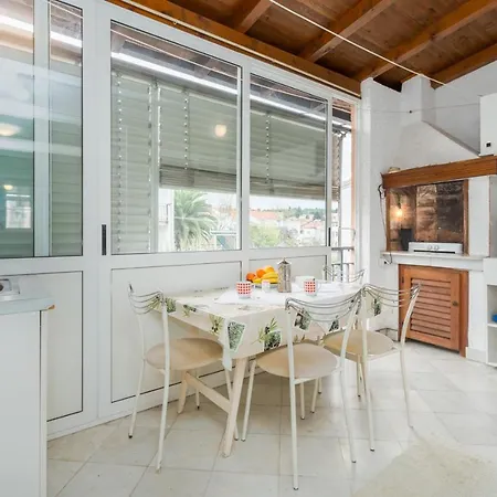 Guest house Luco Near The And Center Porec