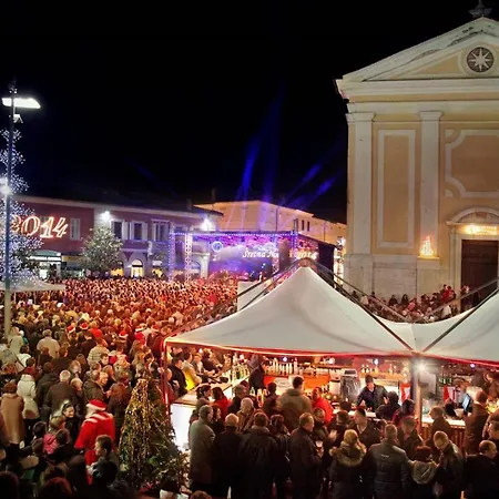 Luco Near The And Center 3* Porec