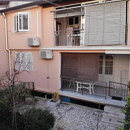Luco Near The And Center 3* Porec
